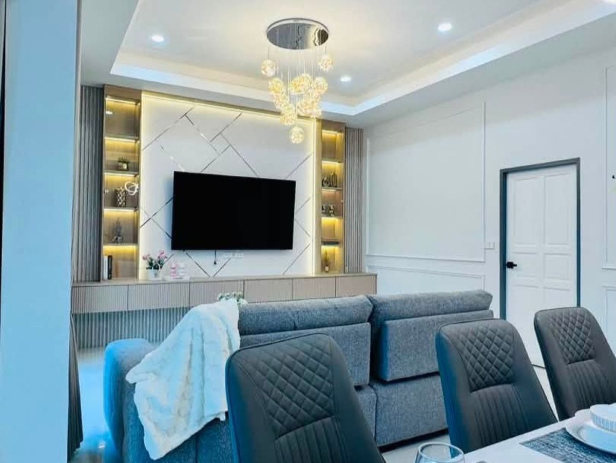 HS1496 – 3Bedroom Pool Villa House for Sale in Areya Villa in Soi Saim Country Club