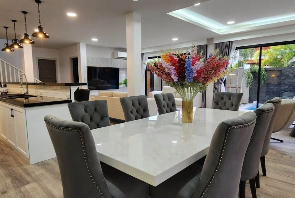 HS1490 – 5Bedroom Luxury Pool Villa House for Sale in The Shades Villas in Mapprachan