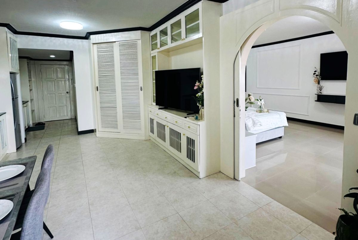 CS3002 – 1Bedroom Condominium for Sale in Kiang Talay Condotel in Phratamnak Soi 6