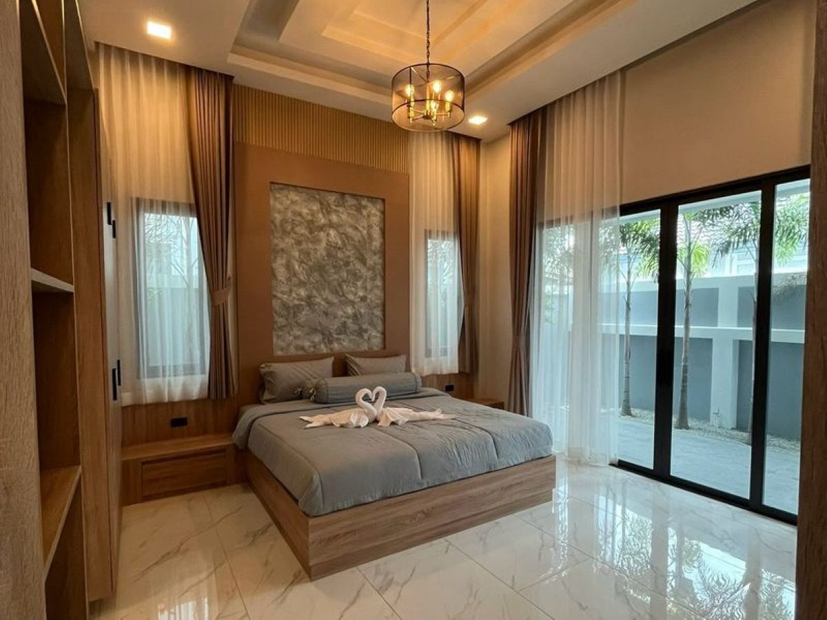 HS1498 – 4Bedroom Pool Villa House in Pornprapa Nimit 21 in Saim Country Club