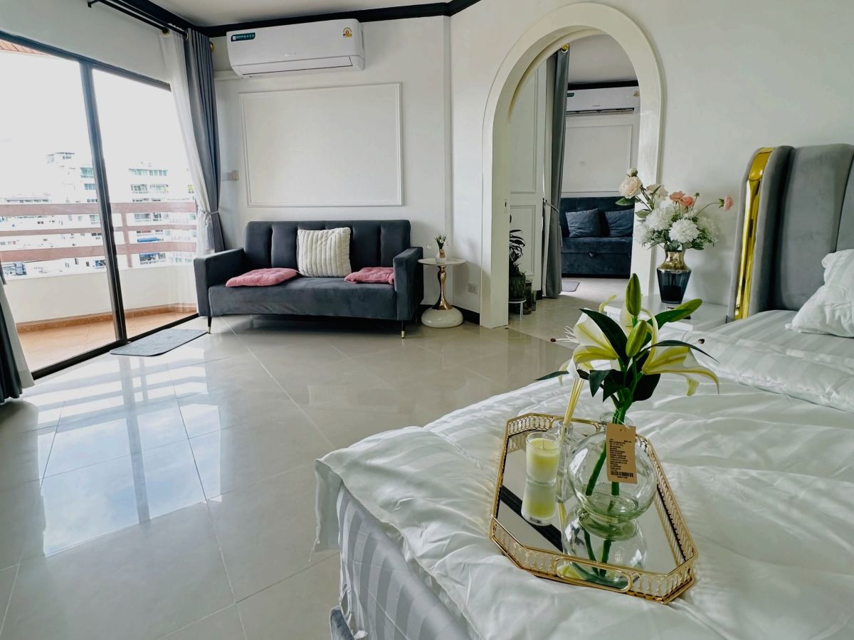 CS3002 – 1Bedroom Condominium for Sale in Kiang Talay Condotel in Phratamnak Soi 6