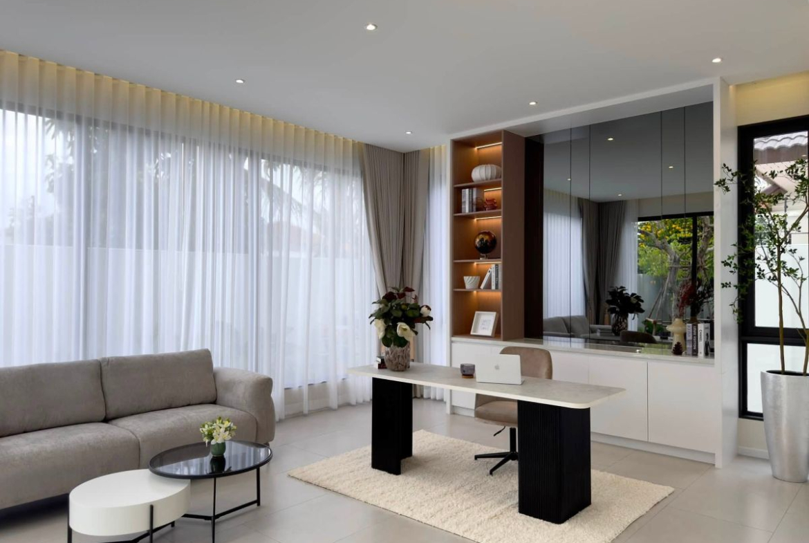HS1505 – 5Bedroom Luxury Pool Villa House for Sale in Ultra Luxury House in Mabprachan