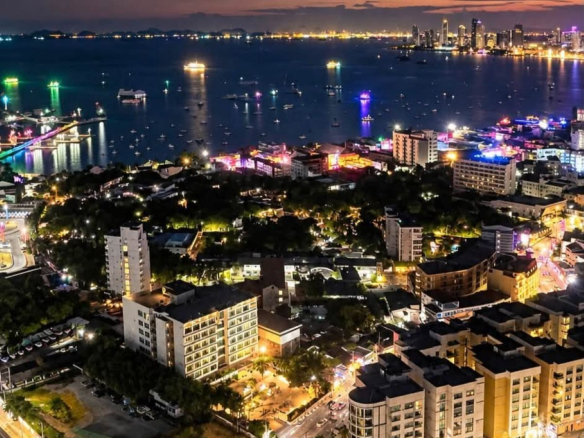CS3020 – 2Bedroom Condominium for Sale in UNIXX South Pattaya in Pratamnak