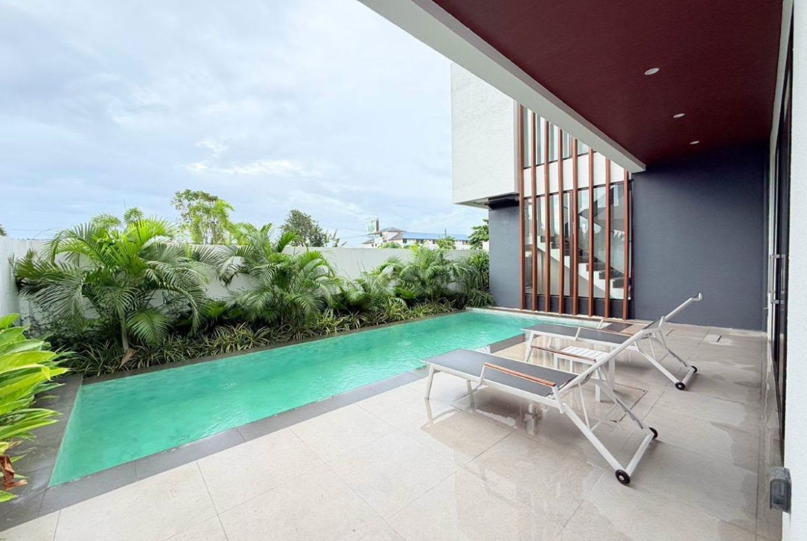 HS1510 – 4Bedroom Luxury Pool Villa House for Sale in Lavender Villa in Sukhumvit Rd.