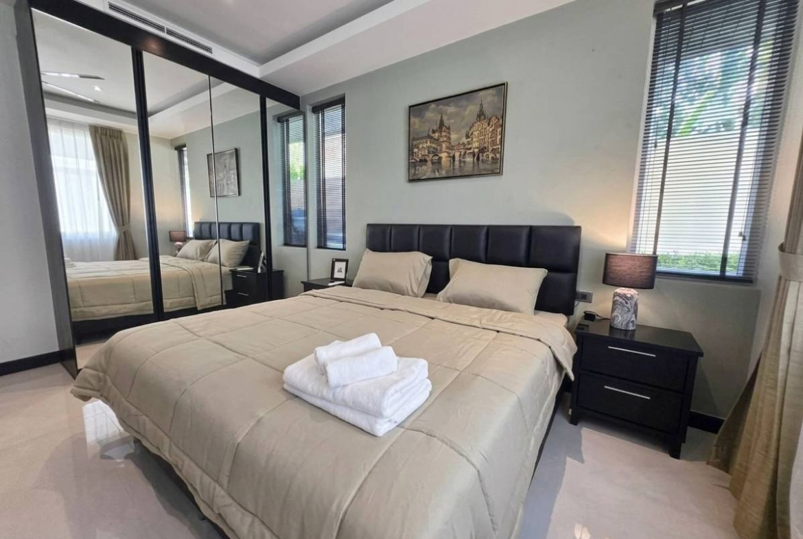 HS1507 – 4Bedroom Pool Villa House in Whispering Palms Villa in Mabprachan