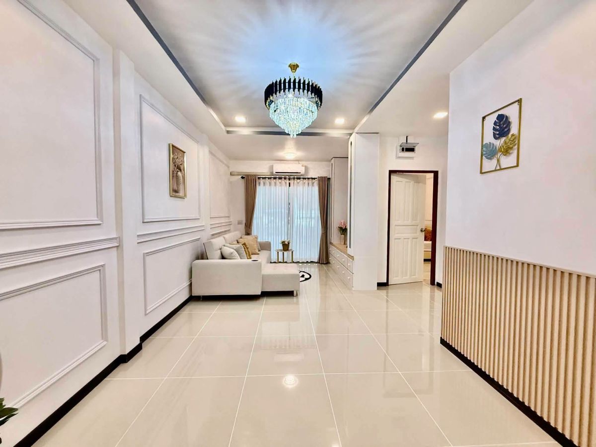 10 TS0175- 4Bedroom Townhouse for Sale in Pattaya Green Villed in Soi Siam Country Club