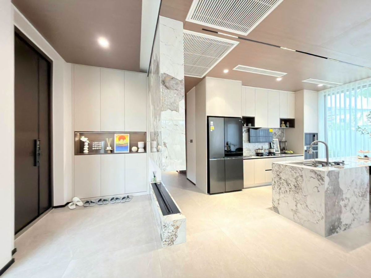 HS1510 – 4Bedroom Luxury Pool Villa House for Sale in Lavender Villa in Sukhumvit Rd.