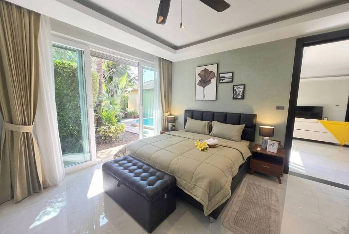 HS1507 – 4Bedroom Pool Villa House in Whispering Palms Villa in Mabprachan