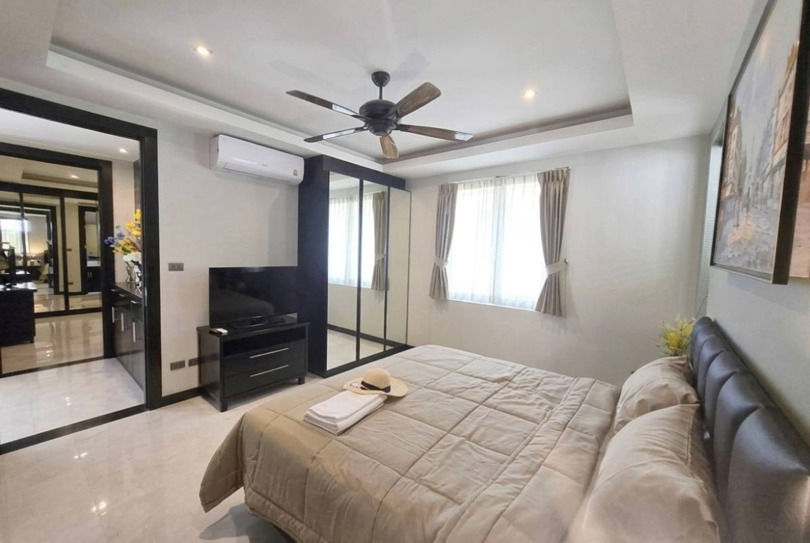HS1507 – 4Bedroom Pool Villa House in Whispering Palms Villa in Mabprachan
