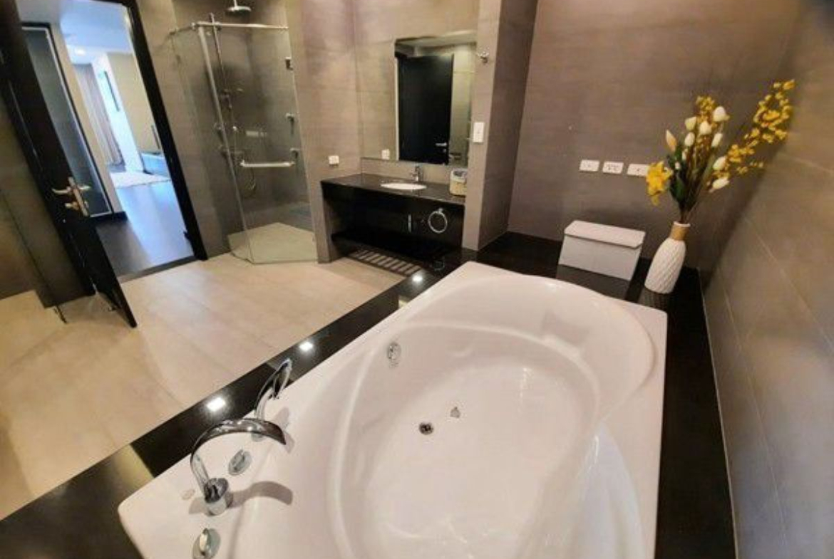 CS3019 – 3Bedroom Condominium for Sale/Rent in La Royal Beach in Na Jomtien