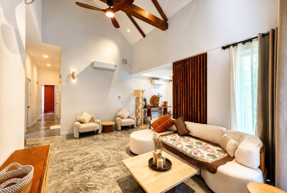 HR0893 – 4Bedroom Pool Villa Style Resort for Rent in Huay Yai