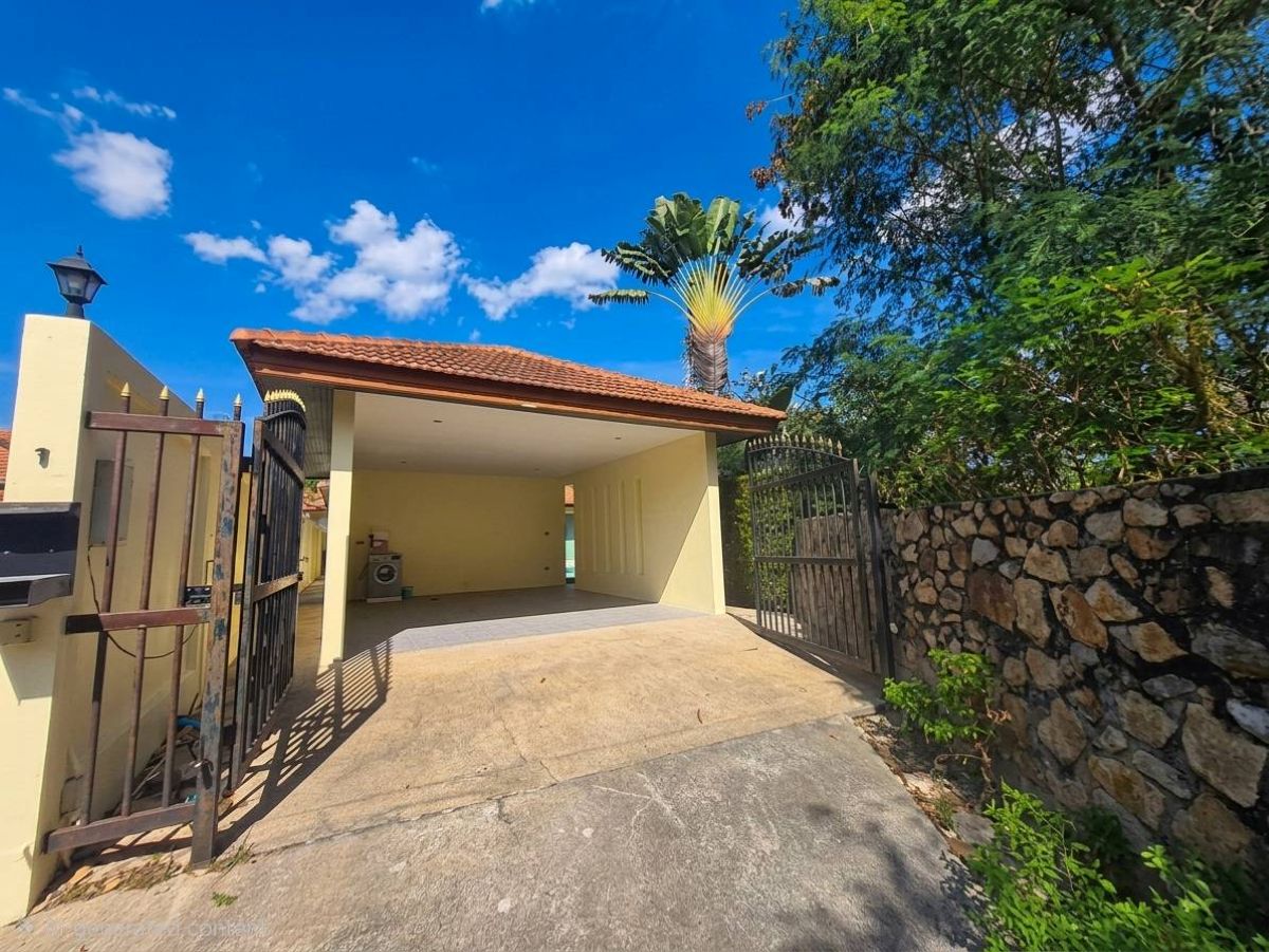 15 HS1507 – 4Bedroom Pool Villa House in Whispering Palms Villa in Mabprachan