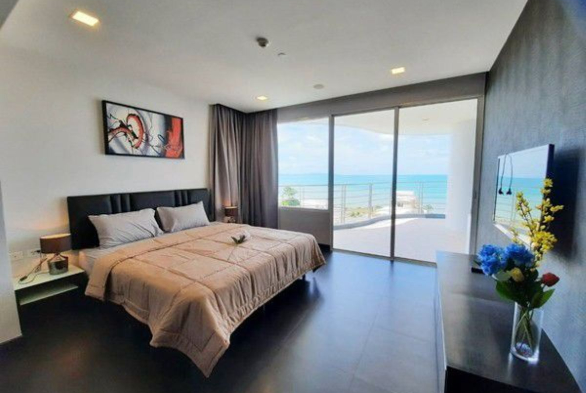 CS3019 – 3Bedroom Condominium for Sale/Rent in La Royal Beach in Na Jomtien