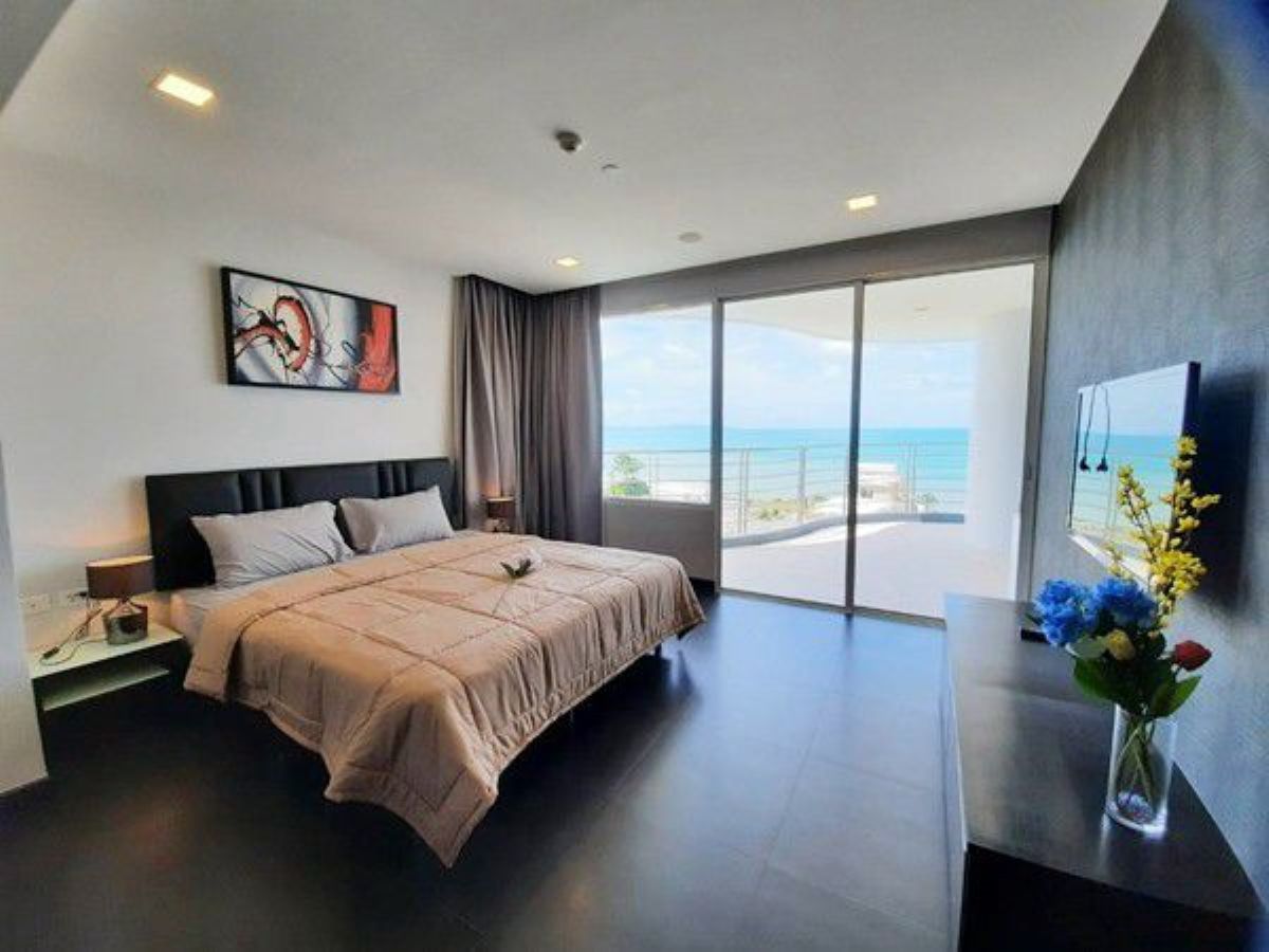 CS3019 – 3Bedroom Condominium for Sale/Rent in La Royal Beach in Na Jomtien