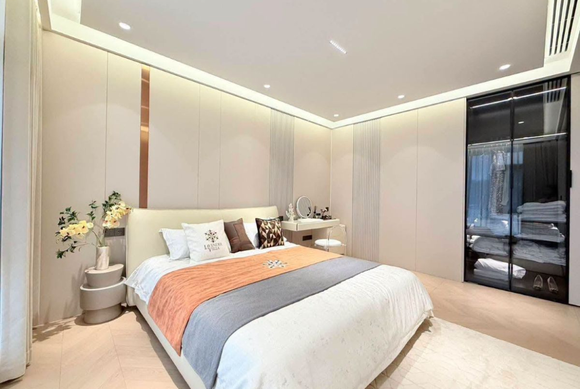 HS1510 – 4Bedroom Luxury Pool Villa House for Sale in Lavender Villa in Sukhumvit Rd.