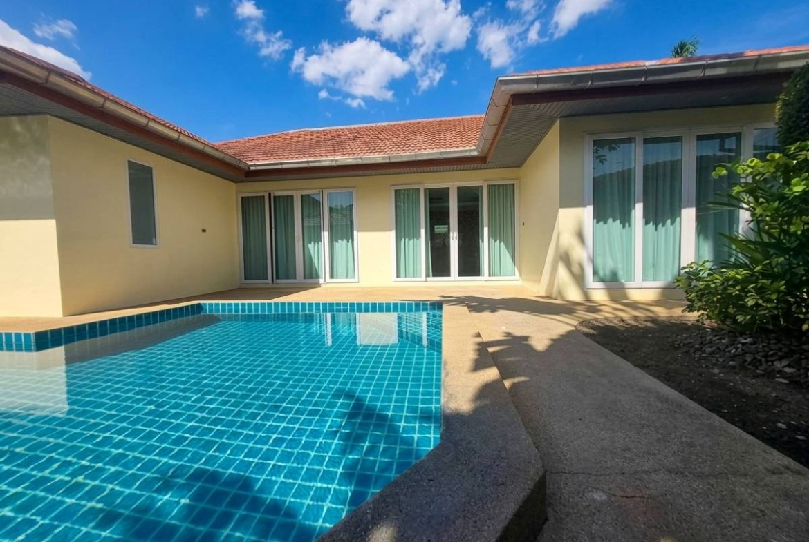 HS1507 – 4Bedroom Pool Villa House in Whispering Palms Villa in Mabprachan