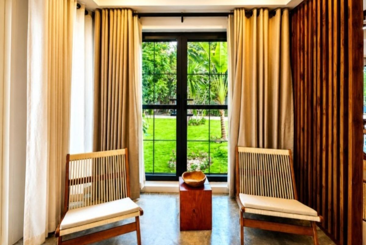 HR0893 – 4Bedroom Pool Villa Style Resort for Rent in Huay Yai