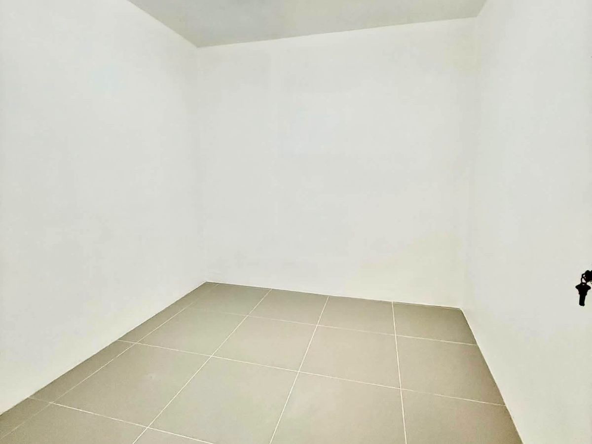 28 TS0175- 4Bedroom Townhouse for Sale in Pattaya Green Villed in Soi Siam Country Club