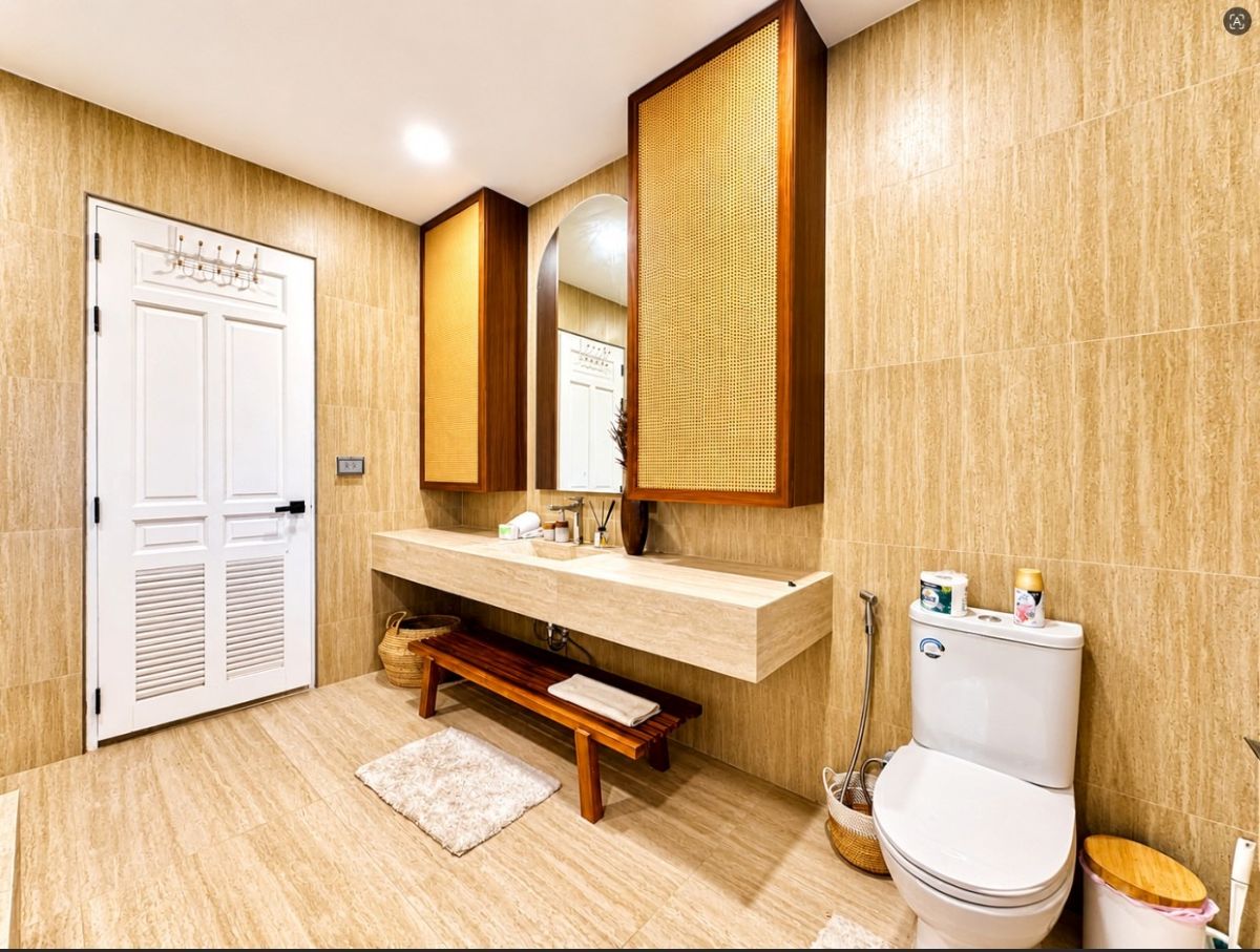 HR0893 – 4Bedroom Pool Villa Style Resort for Rent in Huay Yai