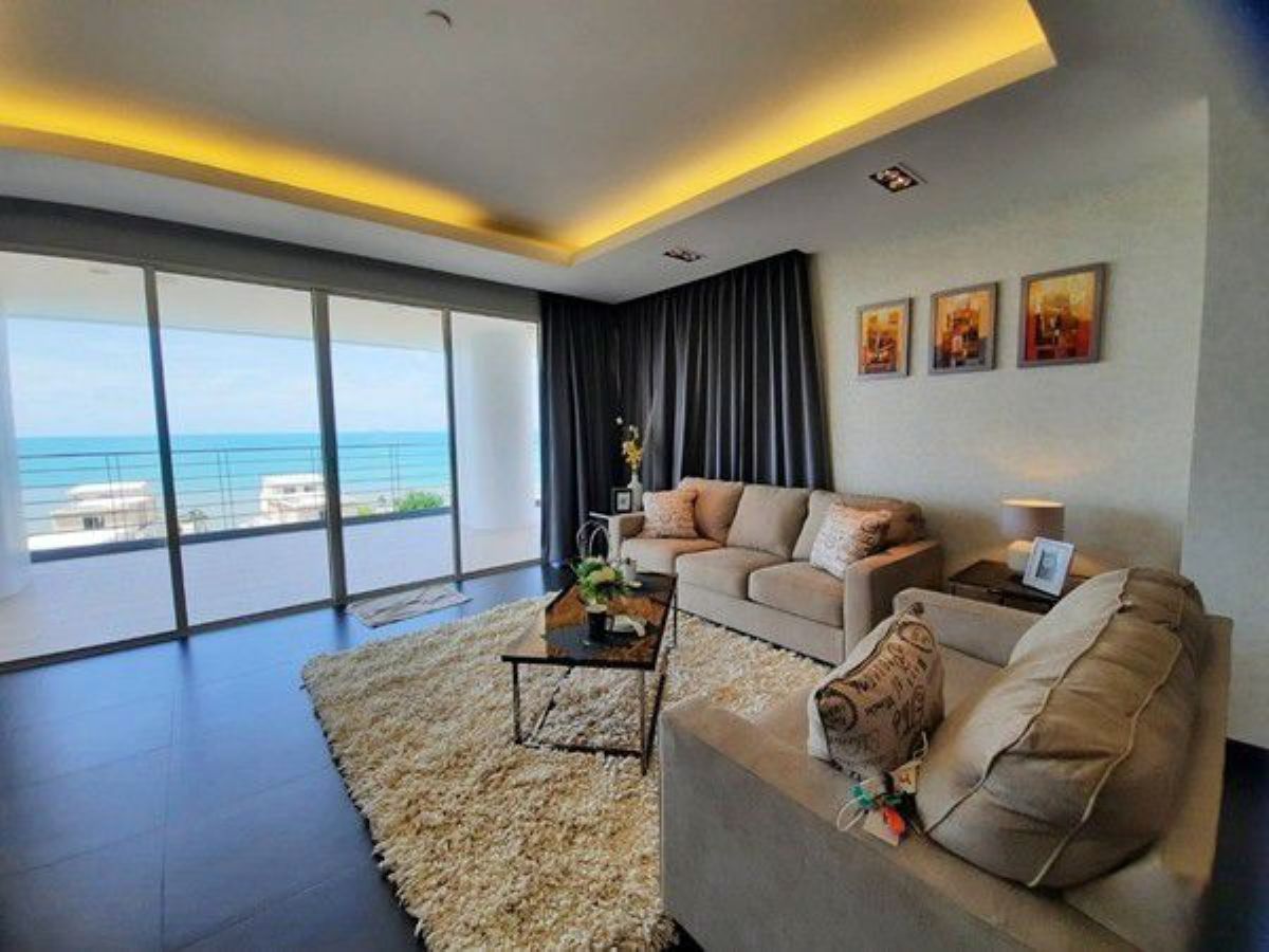CS3019 – 3Bedroom Condominium for Sale/Rent in La Royal Beach in Na Jomtien