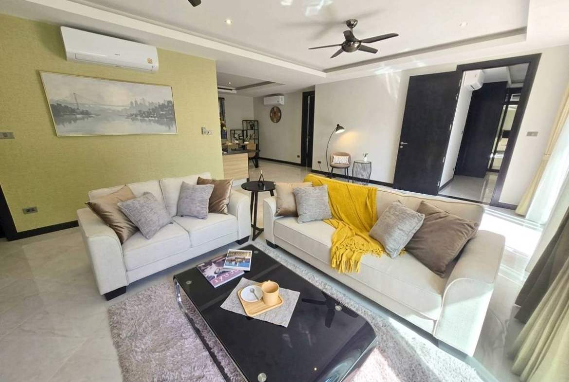 HS1507 – 4Bedroom Pool Villa House in Whispering Palms Villa in Mabprachan