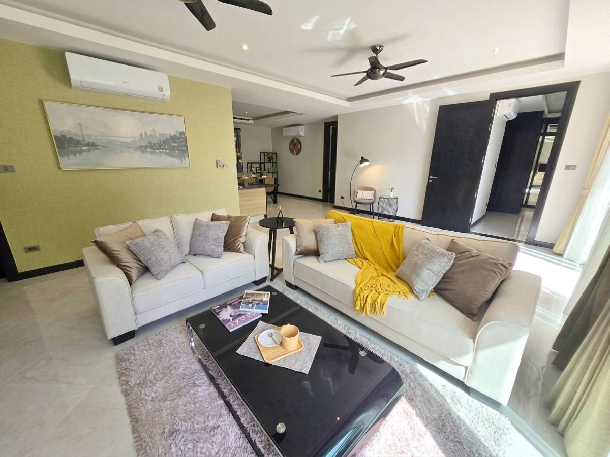 3 HS1507 – 4Bedroom Pool Villa House in Whispering Palms Villa in Mabprachan