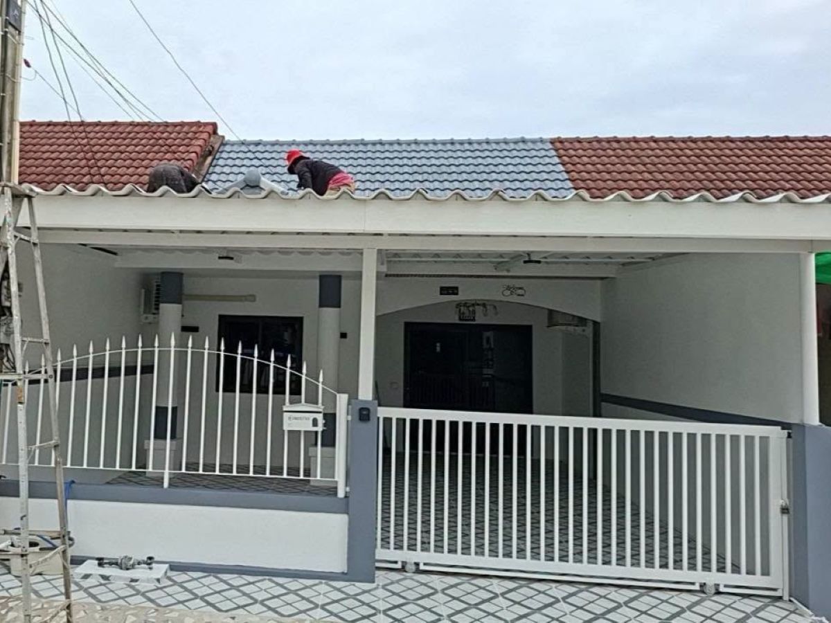 31 TS0175- 4Bedroom Townhouse for Sale in Pattaya Green Villed in Soi Siam Country Club