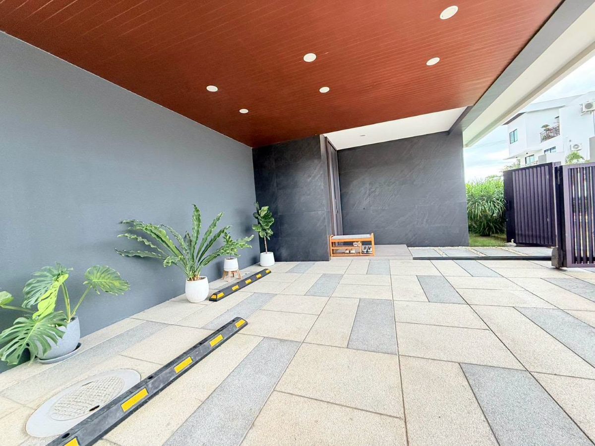 HS1510 – 4Bedroom Luxury Pool Villa House for Sale in Lavender Villa in Sukhumvit Rd.