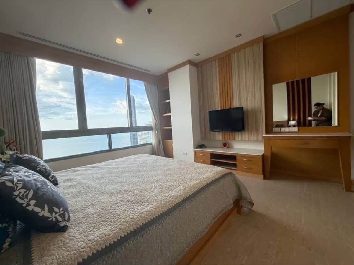 CS3021 – 3Bedroom Penthouse for Sale in NorthPoint  Condominium in Na Klua
