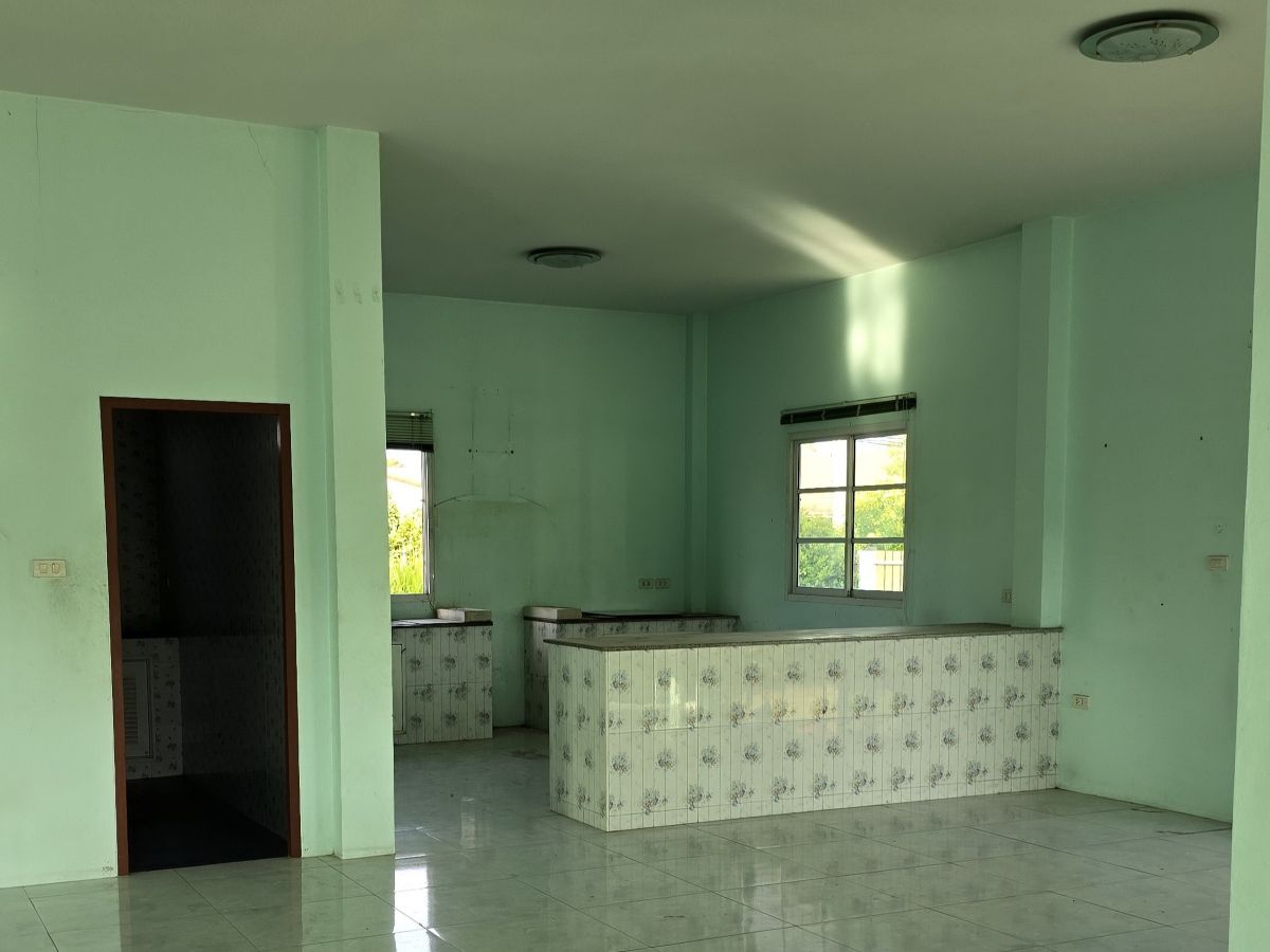 4 HS1512 – 1Bedroom Unfurnished single-story house with 1 rai of land at Pong Klang Soi 5 in Mabprachan.