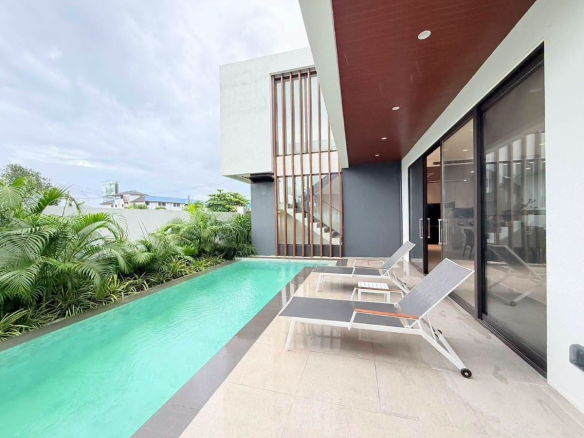 HS1510 – 4Bedroom Luxury Pool Villa House for Sale in Lavender Villa in Sukhumvit Rd.