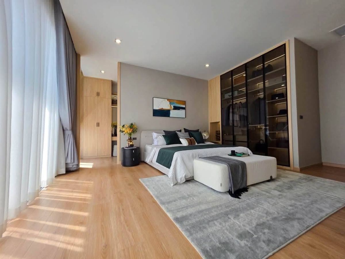 HS1516 – 6Bedroom 4-Storey detached Pool Villa House for Sale in Luxury Vistra Villa in Pattaya Tai