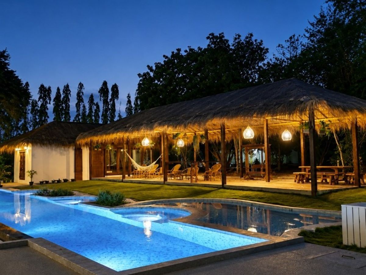HR0893 – 4Bedroom Pool Villa Style Resort for Rent in Huay Yai