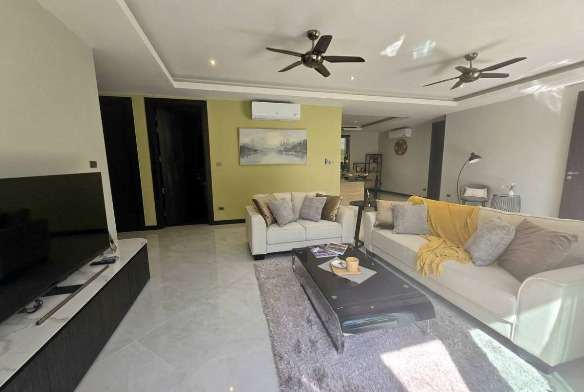 HS1507 – 4Bedroom Pool Villa House in Whispering Palms Villa in Mabprachan