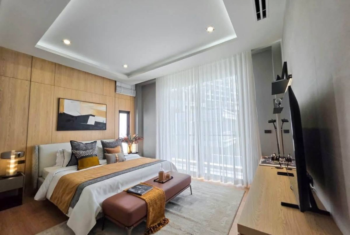 HS1516 – 6Bedroom 4-Storey detached Pool Villa House for Sale in Luxury Vistra Villa in Pattaya Tai