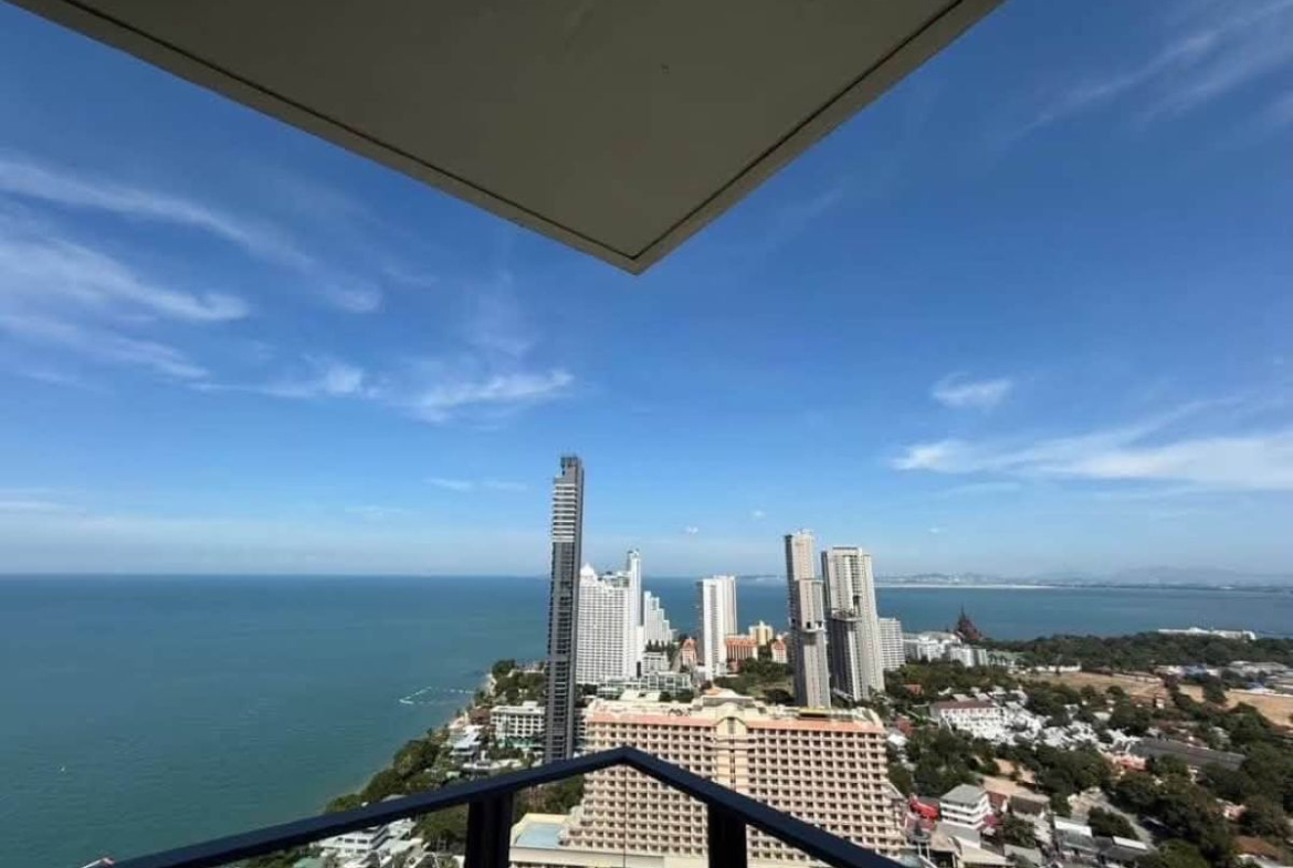 CS3021 – 3Bedroom Penthouse for Sale in NorthPoint  Condominium in Na Klua