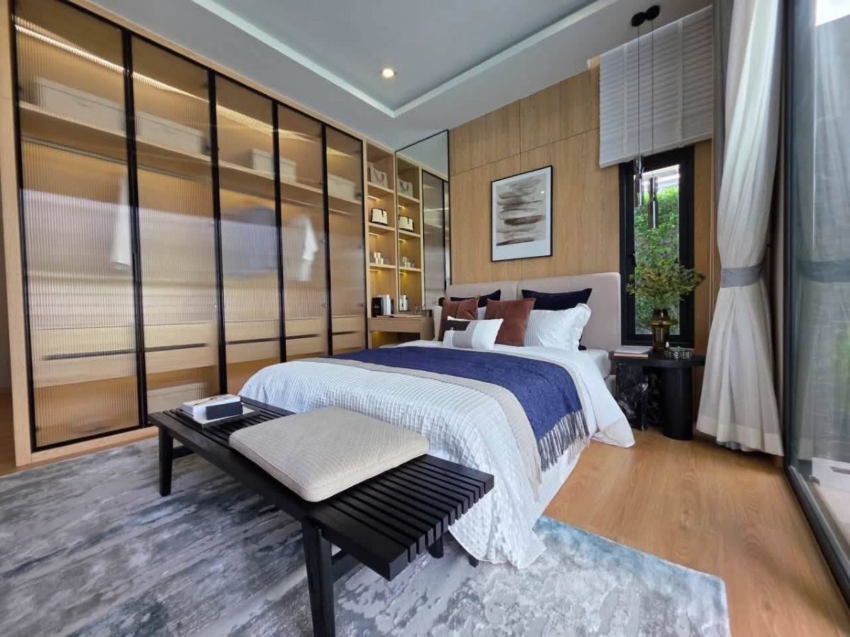 HS1516 – 6Bedroom 4-Storey detached Pool Villa House for Sale in Luxury Vistra Villa in Pattaya Tai