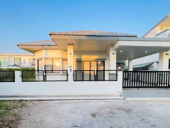 HS1527 – 3Bedroom Single House for Sale in Rattanakorn Village 19 in Soi Pornprapanimit 15