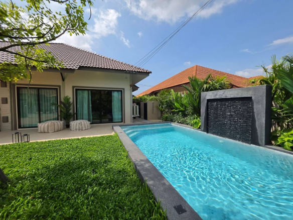 HS1519 – 3Bedroom Pool Villa House for Sale in Pattaya Paradise Village 1 in Nong Prue