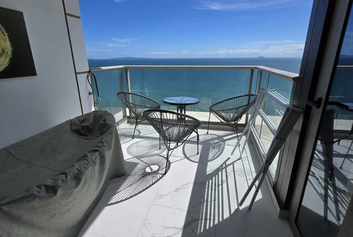 CR0309 -2Bedrooms Condominium for Rent in Copacabana Beach Jomtien in Jomtien