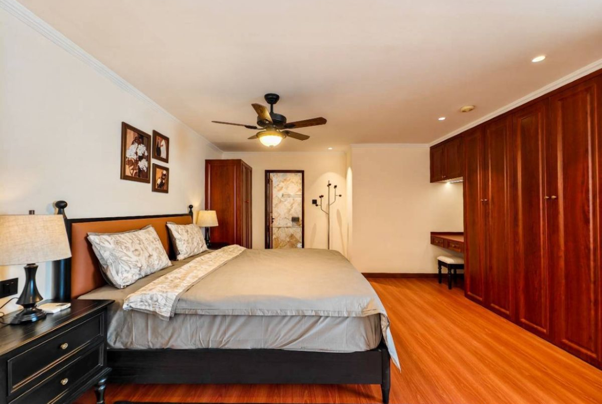 CS3027 – 2Bedroom condominium for sale in Jomtien Plaza Condotel in Jomtien