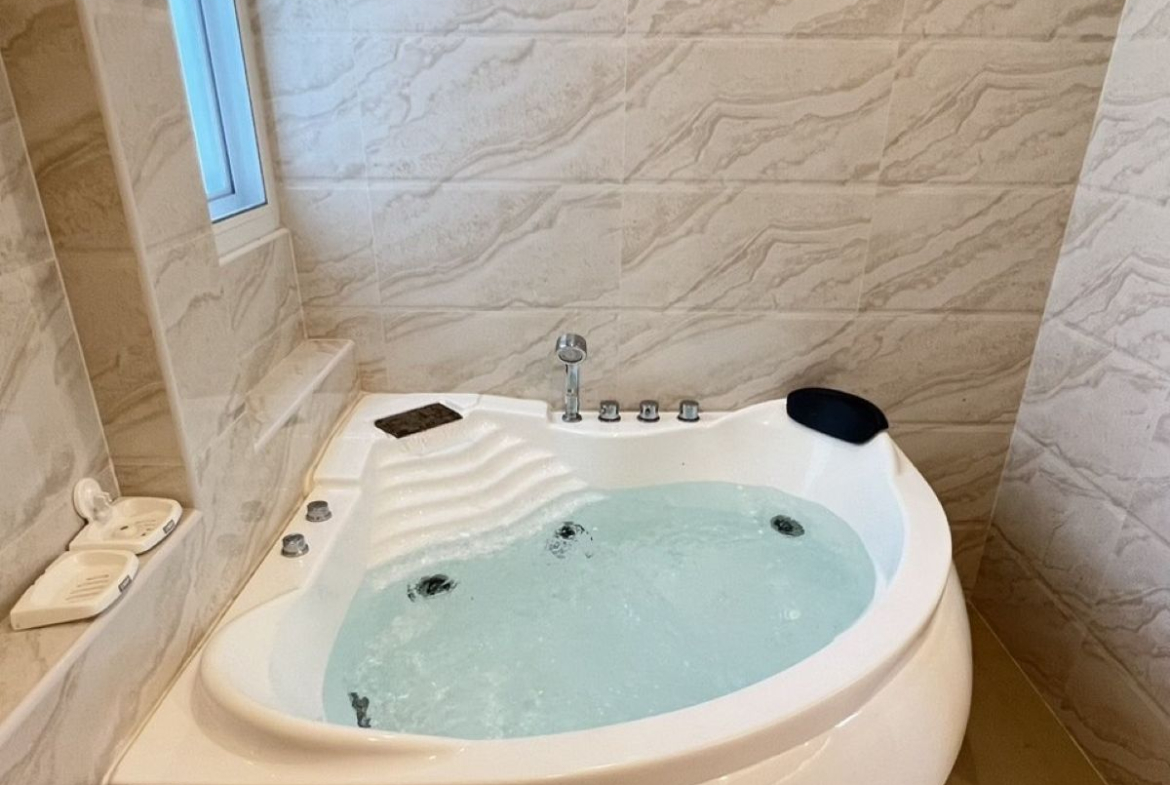 HR0896 – 3Bedroom Pool Villa for rent in Garden Ville 5 in Huay Yai