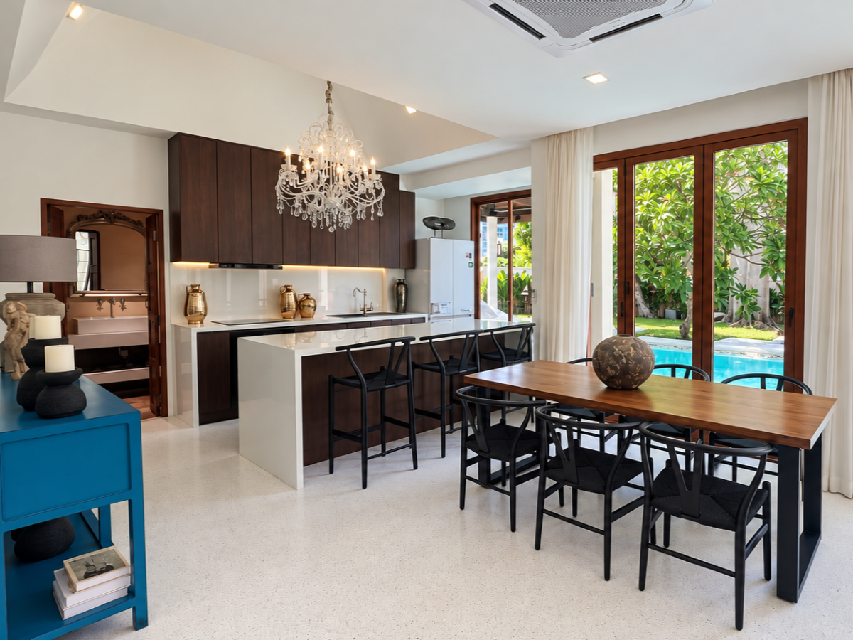 HS1521 – 5Bedrooms Bali Style Pool Villa House for Sale in Thabali Village in Thappraya Rd.