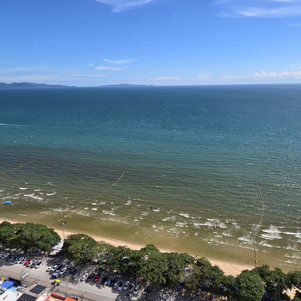 CR0309 -2Bedrooms Condominium for Rent in Copacabana Beach Jomtien in Jomtien