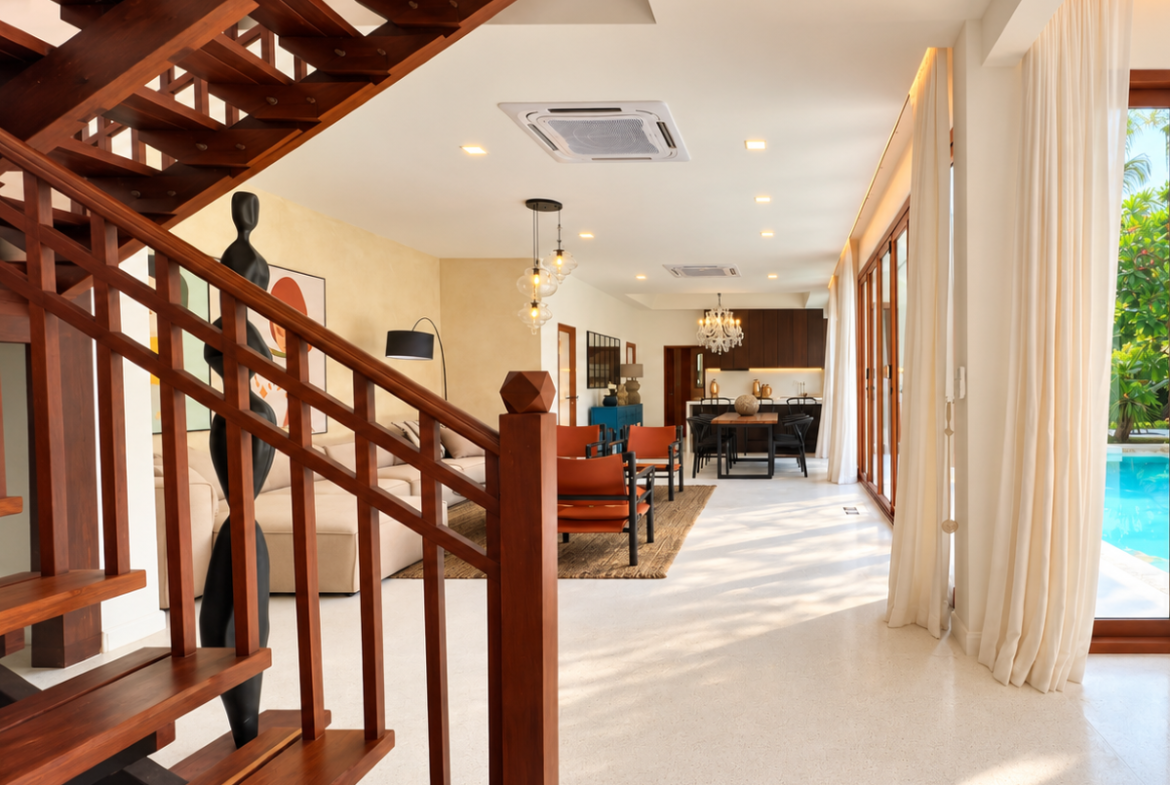 HS1521 – 5Bedrooms Bali Style Pool Villa House for Sale in Thabali Village in Thappraya Rd.