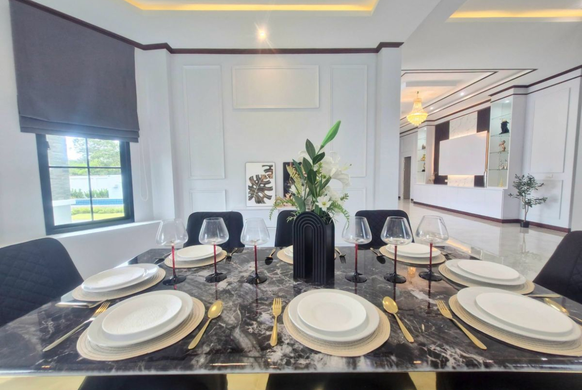 HS1522 – 4Bedroom Pool Villa House for Sale in Soi K9 in Huay Yai