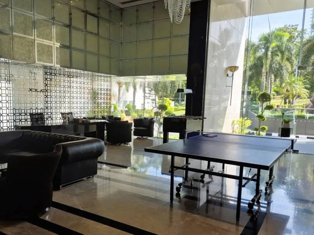 17 CS3033 – 1Bedroom Condominium for Sale in Sky Residence in Phratamnak