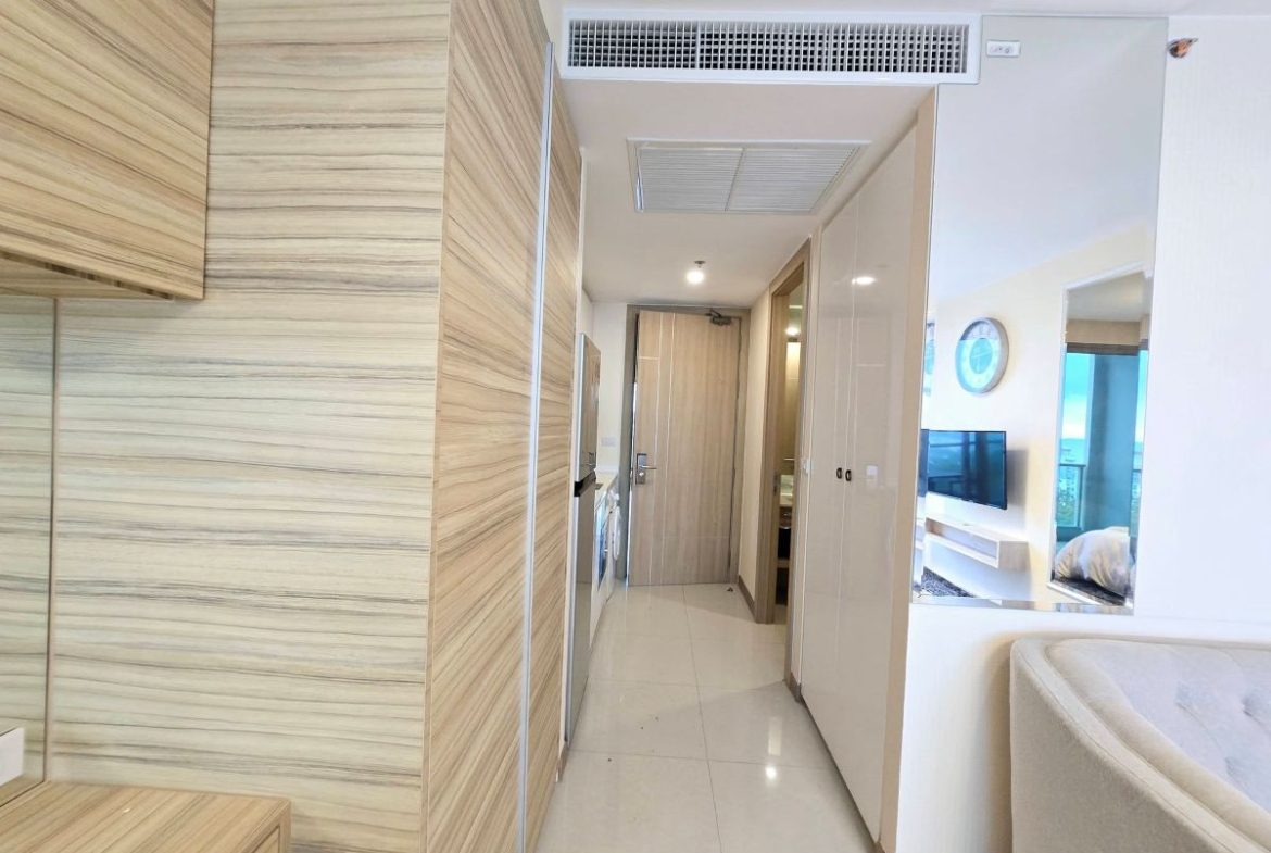 CS3030 – Studio condominium for Sale in The Riviera Jomtien in Jomtien
