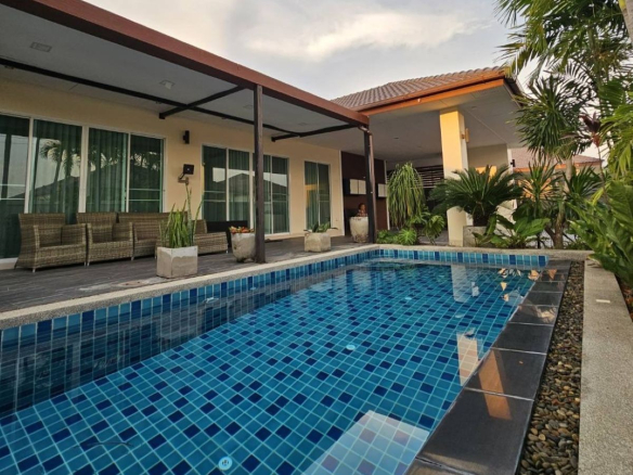 HR0896 – 3Bedroom Pool Villa for rent in Garden Ville 5 in Huay Yai