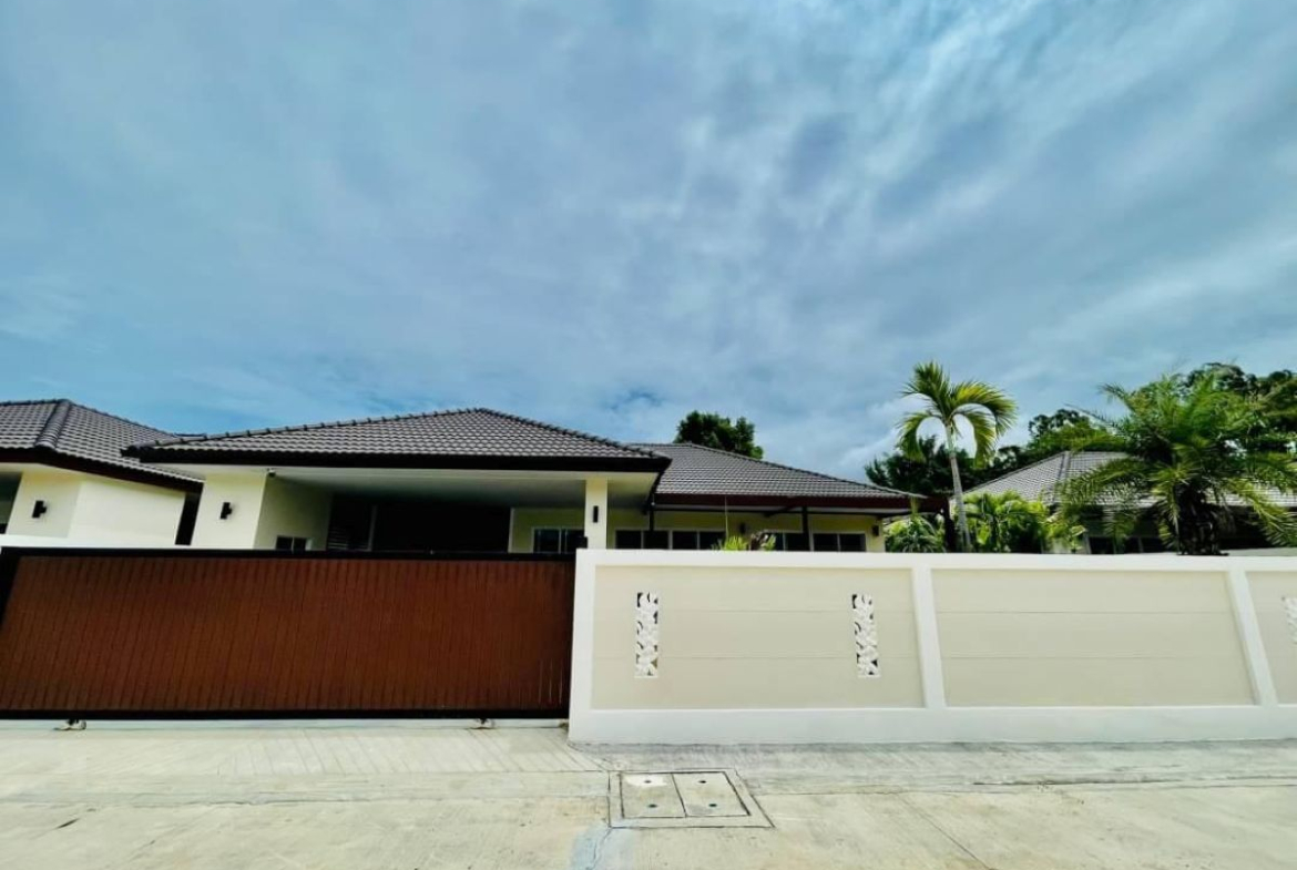 HR0896 – 3Bedroom Pool Villa for rent in Garden Ville 5 in Huay Yai